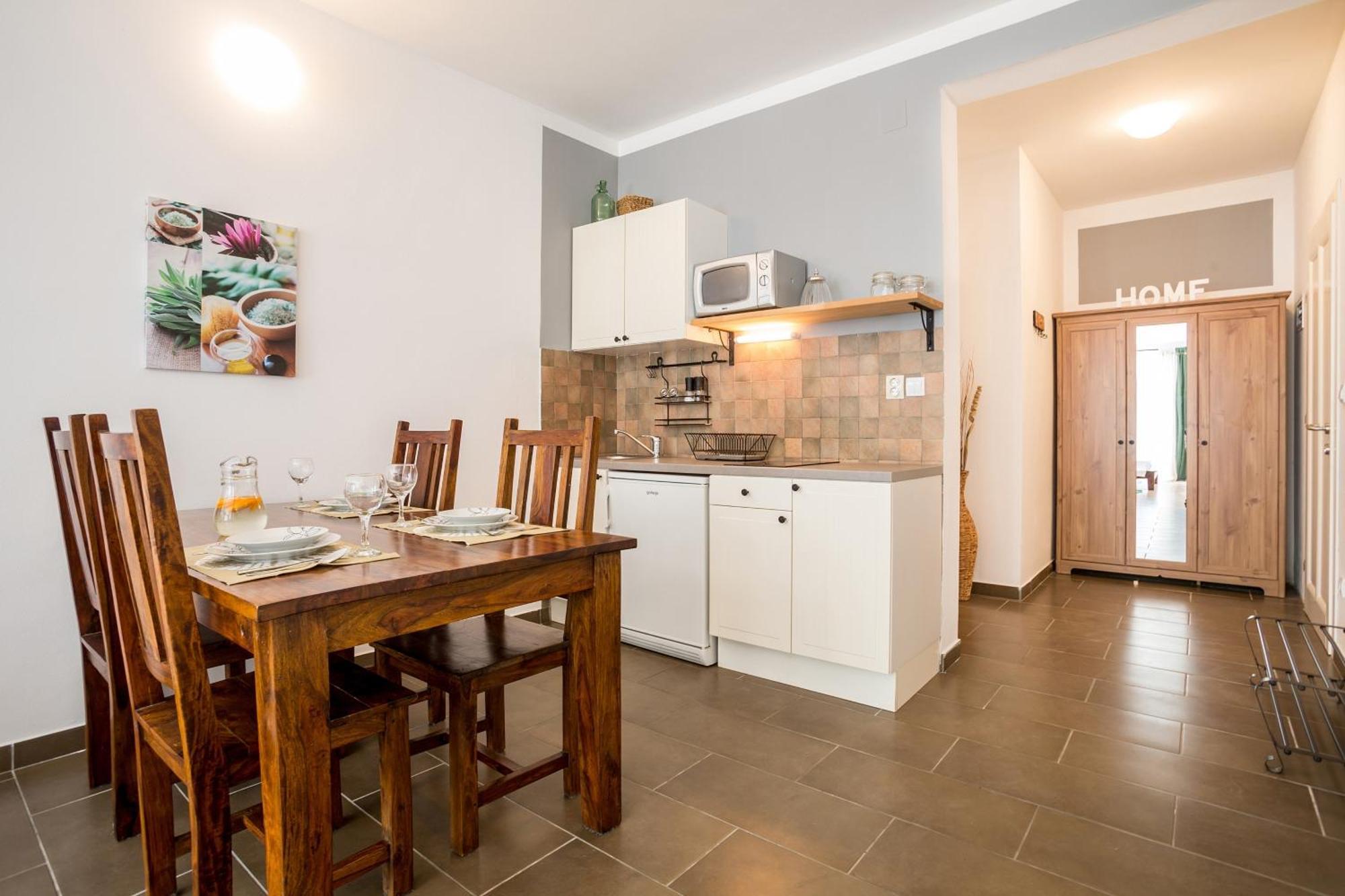 Zlatni Bol Apartments Quarto foto