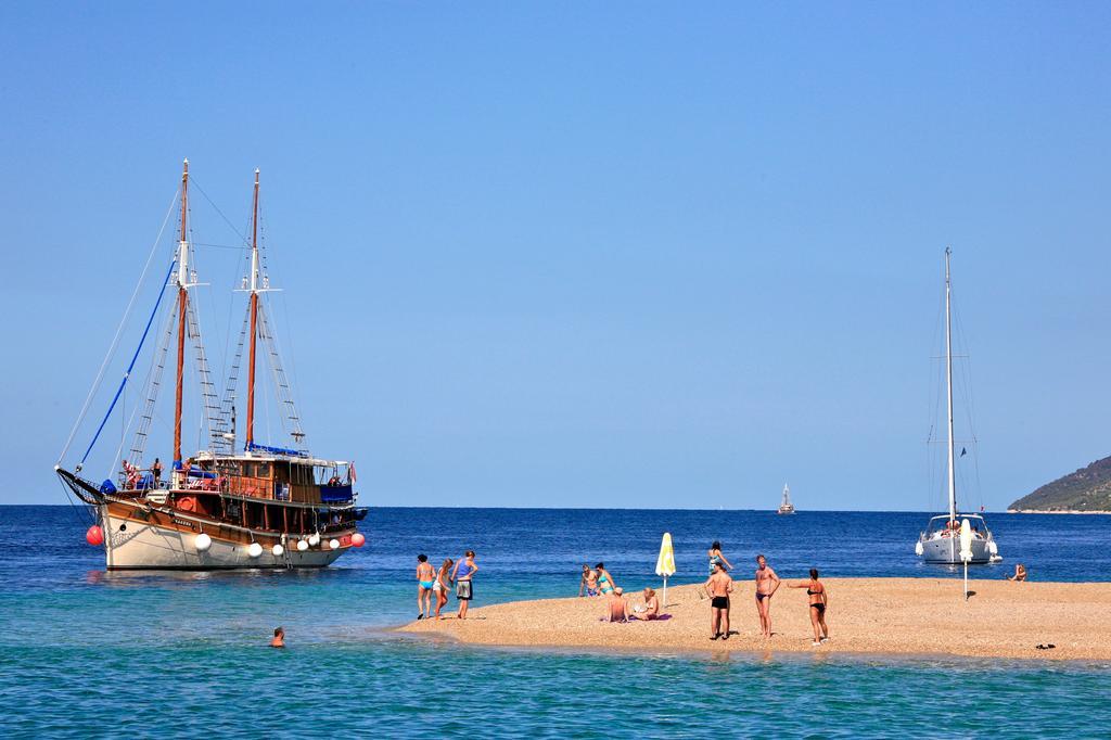 Zlatni Bol Apartments Quarto foto